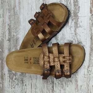 🟩Like New Sz 37 Birkenstock Copper Triple Strap Slide Sandal